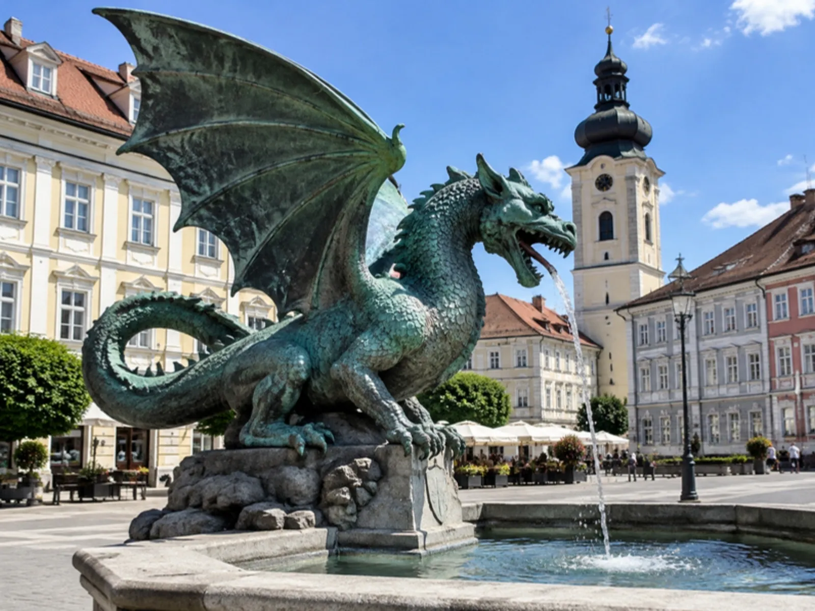 Lindwurmbrunnen (KI-generiertes Symbolbild)
